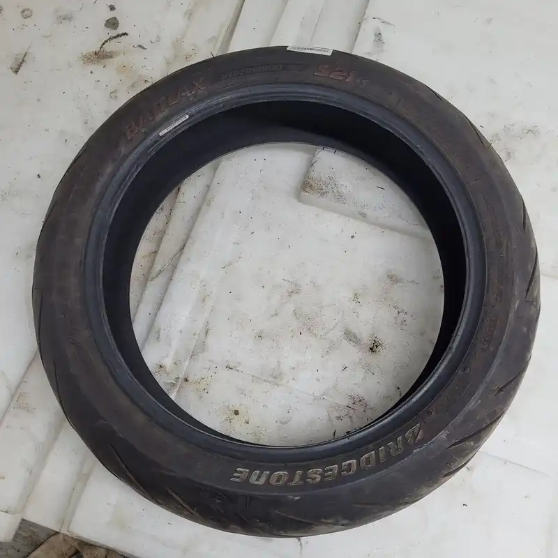 pneu160/60zr17m/c Offre Du Jour